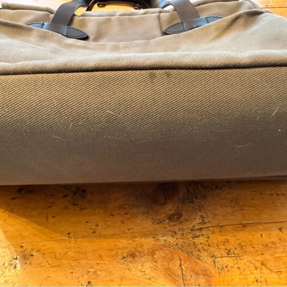 FILSON Original Briefcase Otter - Picture 12 of 13
